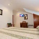 El Tilo Hotel